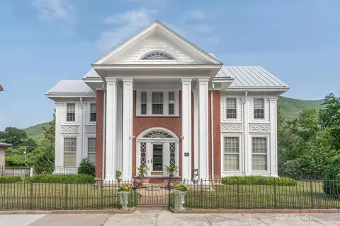 19705 Main St, Buchanan, VA 24066