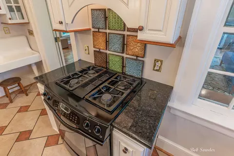 Kitchen - 19705 Main St, Buchanan, VA 24066 photo 6 of 9