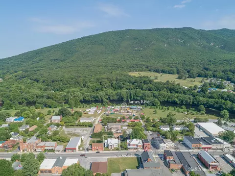 View/Area - 19705 Main St, Buchanan, VA 24066 photo 6 of 12