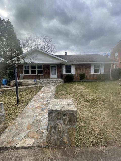2914 Olive Ave NW, Roanoke, VA 24017