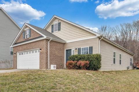 2041 Lawson Ln, Vinton, VA 24179 photo 1