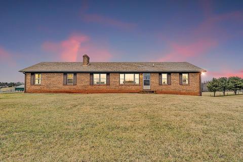 1415 Colonial Tpke, Rocky Mount, VA 24151
