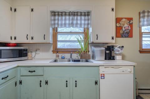 5496 Shepard Dr, Dublin, VA 24084 photo 9