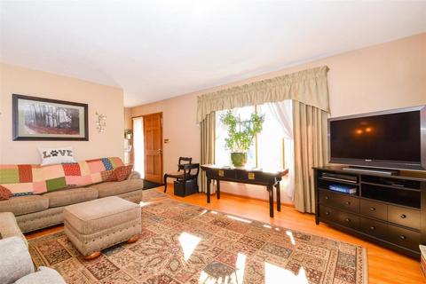 3524 Gene St, Salem, VA 24153 photo 2