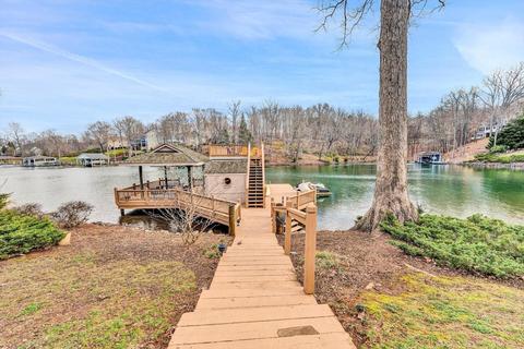 45 Findlay Cir, Penhook, VA 24137 photo 3