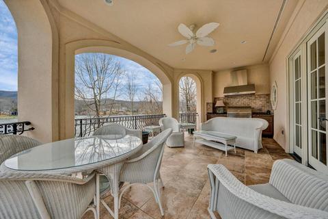 300 E Pointe Dr, Penhook, VA 24137 photo 34