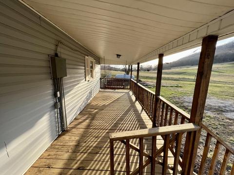2161 Pico Rd, Buchanan, VA 24066 photo 16
