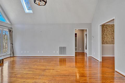 301 Brookledge Dr, Vinton, VA 24179 photo 8