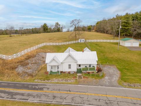 3517 Daniels Run Rd NE, Pilot, VA 24138 photo 3