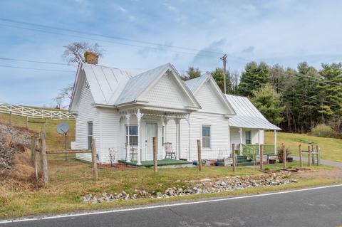 3517 Daniels Run Rd NE, Pilot, VA 24138 photo 9