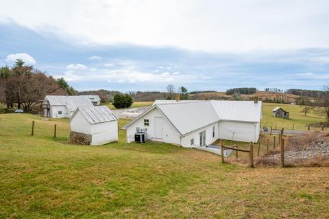 3517 Daniels Run Rd NE, Pilot, VA 24138 photo 46