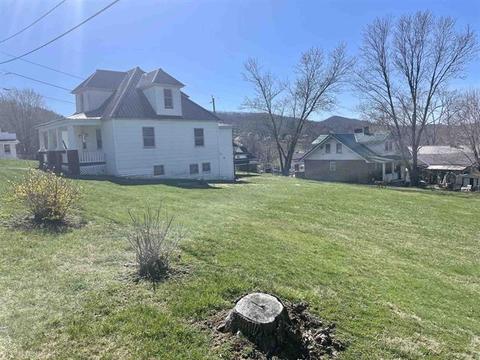 220 Pine St, Pulaski, VA 24301 photo 5