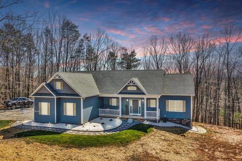 529 Charlie Rd, Hardy, VA 24101