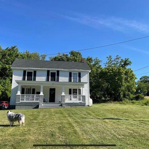 4852 Bandy Rd, Roanoke, VA 24014