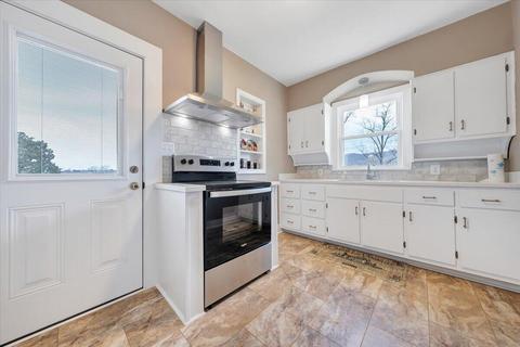 2929 Baker Dr, Vinton, VA 24179 photo 9