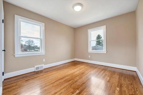 2929 Baker Dr, Vinton, VA 24179 photo 8