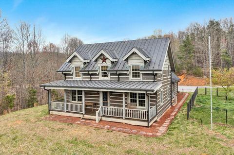 355 Moran Farm Ln, Troutville, VA 24175