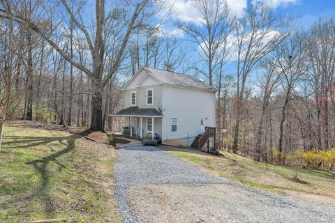 1228 Kaseys Lakeview Dr, Moneta, VA 24121