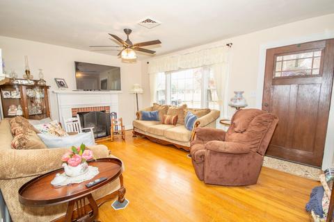 1743 Devon Rd SW, Roanoke, VA 24015 photo 9