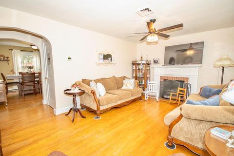 1743 Devon Rd SW, Roanoke, VA 24015 photo 8