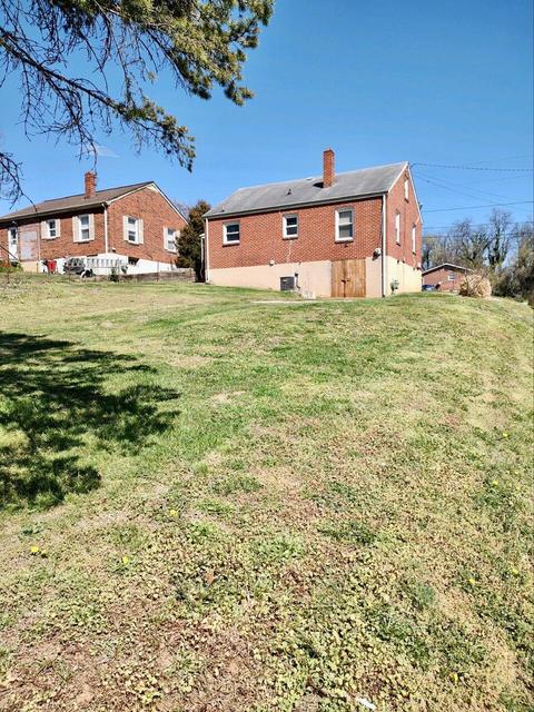 1802 Colgate St NE, Roanoke, VA 24012 photo 5