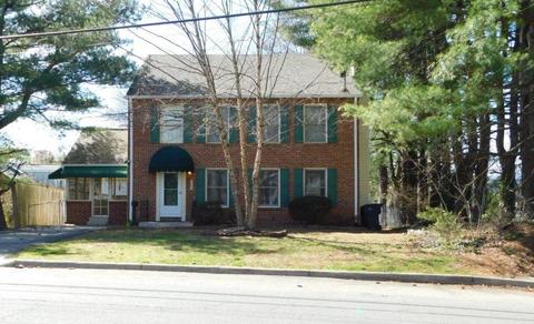 2115 Carlton Rd SW, Roanoke, VA 24015