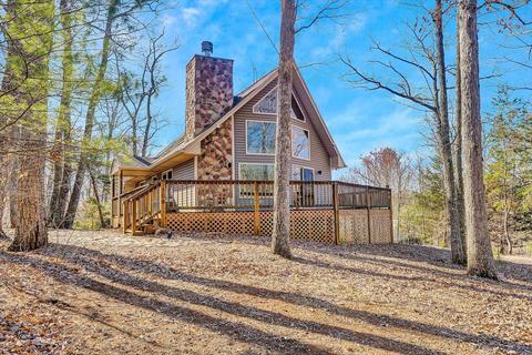 108 Old Post Rd, Moneta, VA 24121