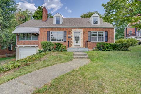 2320 Carlton Rd SW, Roanoke, VA 24015