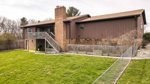 4748 Barton Dr, Dublin, VA 24084 photo 4