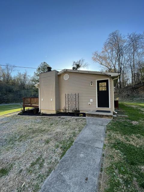 2202 Edgerton Ave SE, Roanoke, VA 24014 photo 2