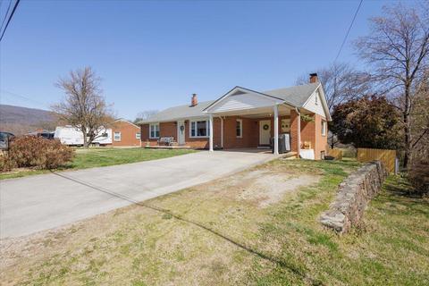 3603 Mcdaniel Dr, Salem, VA 24153 photo 3