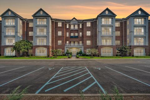 225 23rd St SW #101, Roanoke, VA 24014