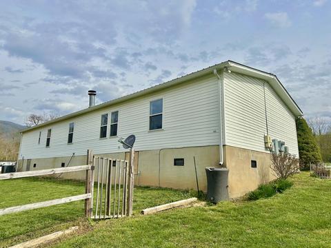 86 Forrest Hill Dr, Eagle Rock, VA 24085 photo 5