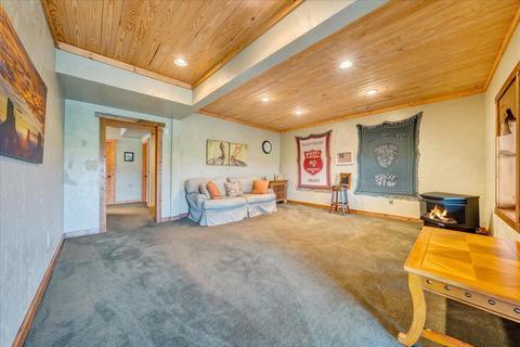 621 Spreading Spring Rd, Buchanan, VA 24066 photo 72