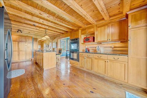 621 Spreading Spring Rd, Buchanan, VA 24066 photo 34