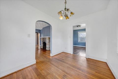 304 Juniper St NW, Roanoke, VA 24017 photo 8