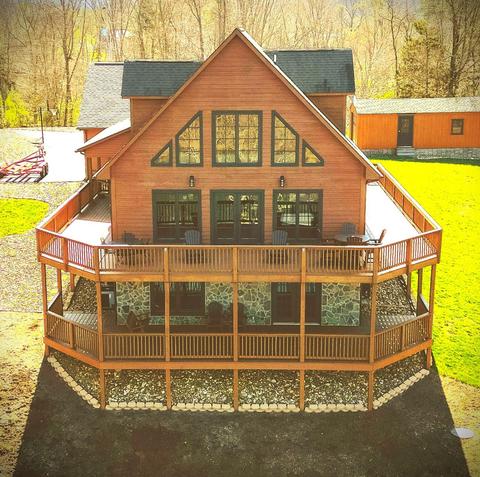4187 Jennings Rd, Pulaski, VA 24301