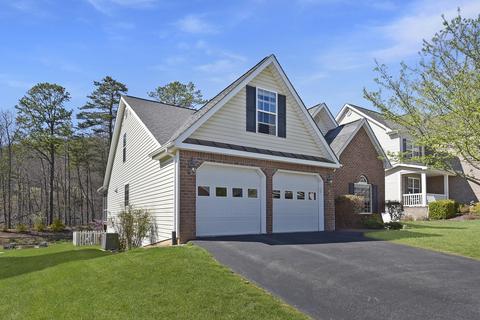 4314 Faircrest Ln, Roanoke, VA 24018