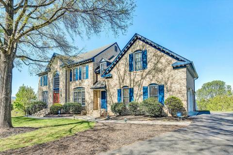 5848 Old Locke Ct, Roanoke, VA 24018