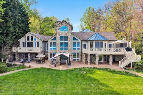 6140 Smith Mountain Rd, Penhook, VA 24137 photo 2