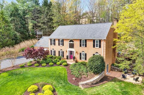 6501 Fairway View Trl, Roanoke, VA 24018