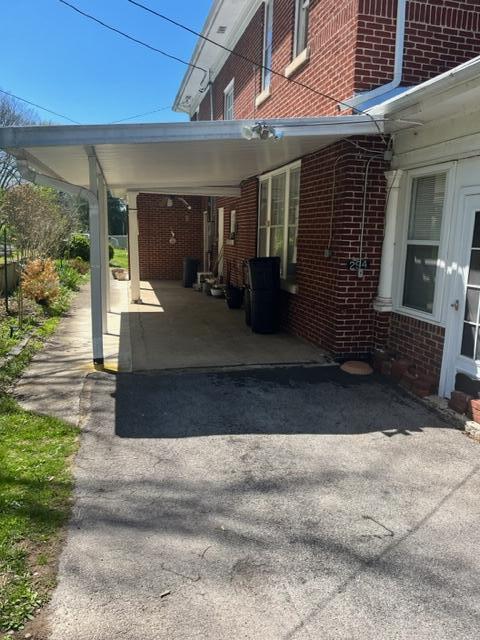 294 Boyd St, Buchanan, VA 24066 photo 2
