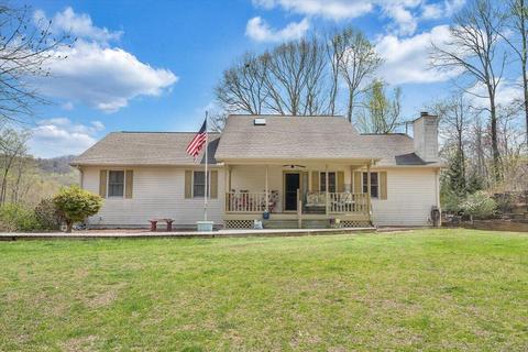 1417 Hickory Falls Rd, Blue Ridge, VA 24064