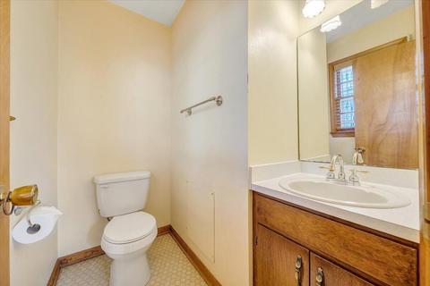 1571 Hidden Forest Dr, Goodview, VA 24095 photo 19