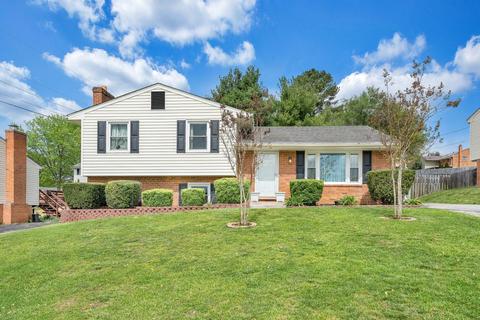 5421 Ambassador Dr, Roanoke, VA 24019