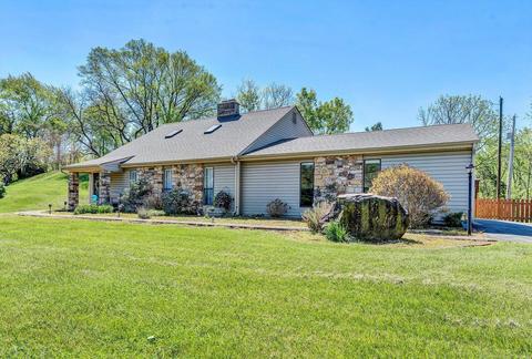 4920 Dan Robin Rd, Salem, VA 24153