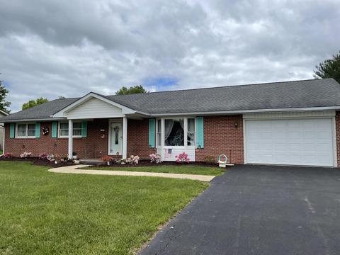 208 Dustys Rd, Covington, VA 24426 photo 3