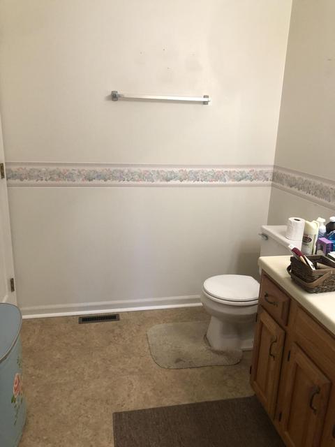 208 Dustys Rd, Covington, VA 24426 photo 12