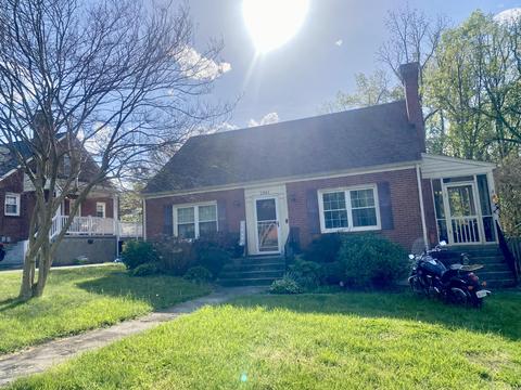 2341 Carlton Rd SW, Roanoke, VA 24015