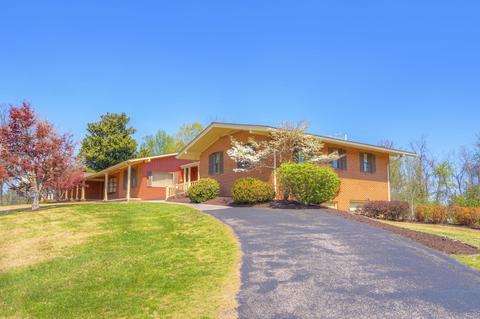 666 Cardinal Dr, Pulaski, VA 24301 photo 49